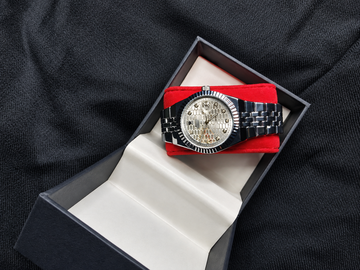 Men’s Luxury Stainless Steel Analog Wrist Watch – Premium Stylish Design