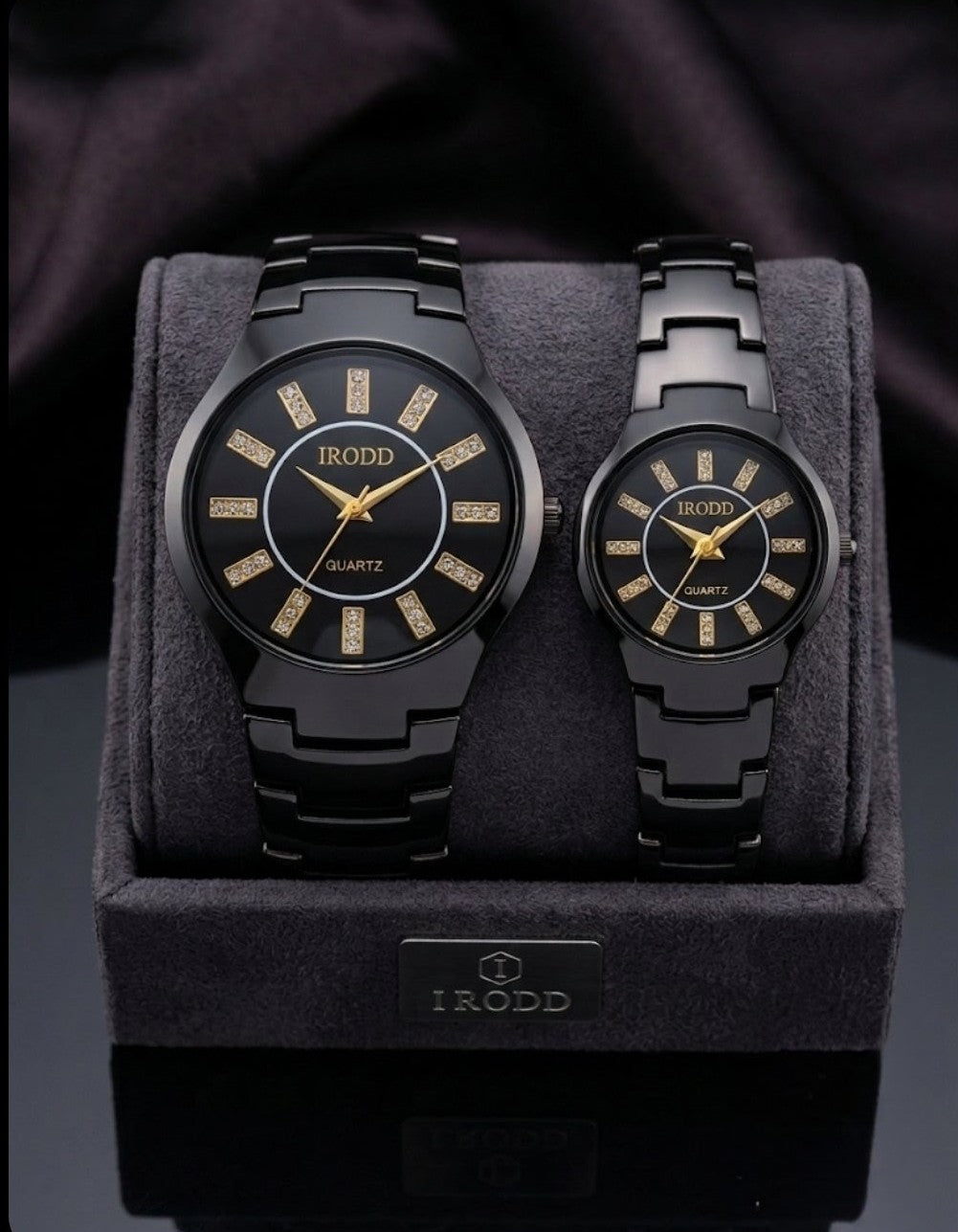 IRODD Black Couple Watch Set – Luxury Quartz Watches