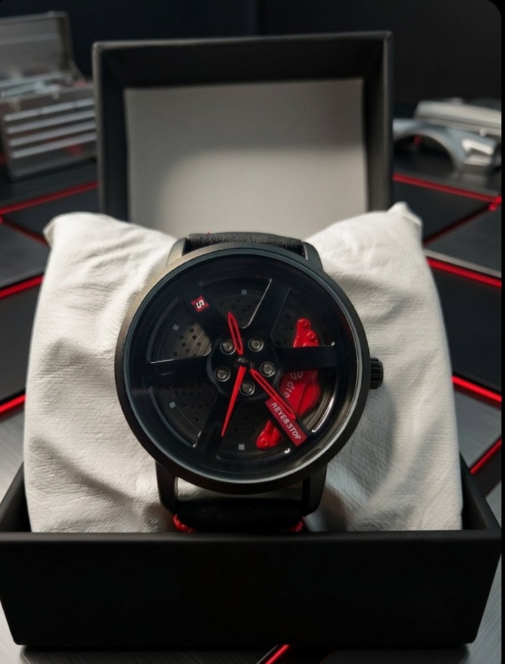 Never Stop Racing-Inspired Sport Wristwatch for Men